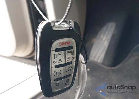 2024 Chrysler Pacifica Touring L z USA, uszkodzony, nr VIN 2C4RC1BGXRR148836